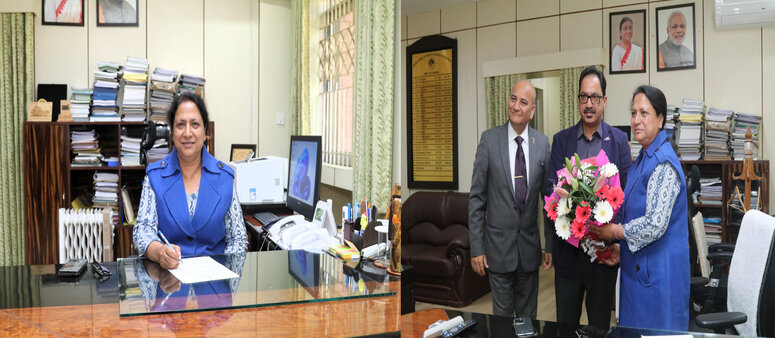 Mrs Kanchan Devi, IFS, 1991 batch has taken over the charge of Director General, ICFRE. She is the 1st lady IFS officer to hold this prestigious position.